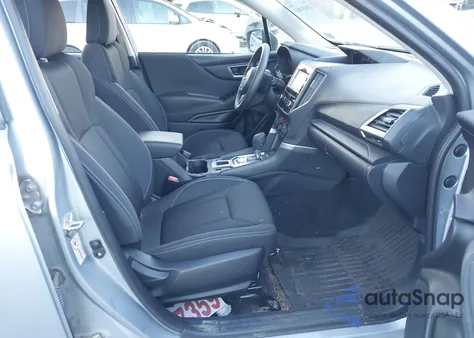 2019 Subaru Forester z USA, uszkodzony, nr VIN JF2SKACC6KH544779